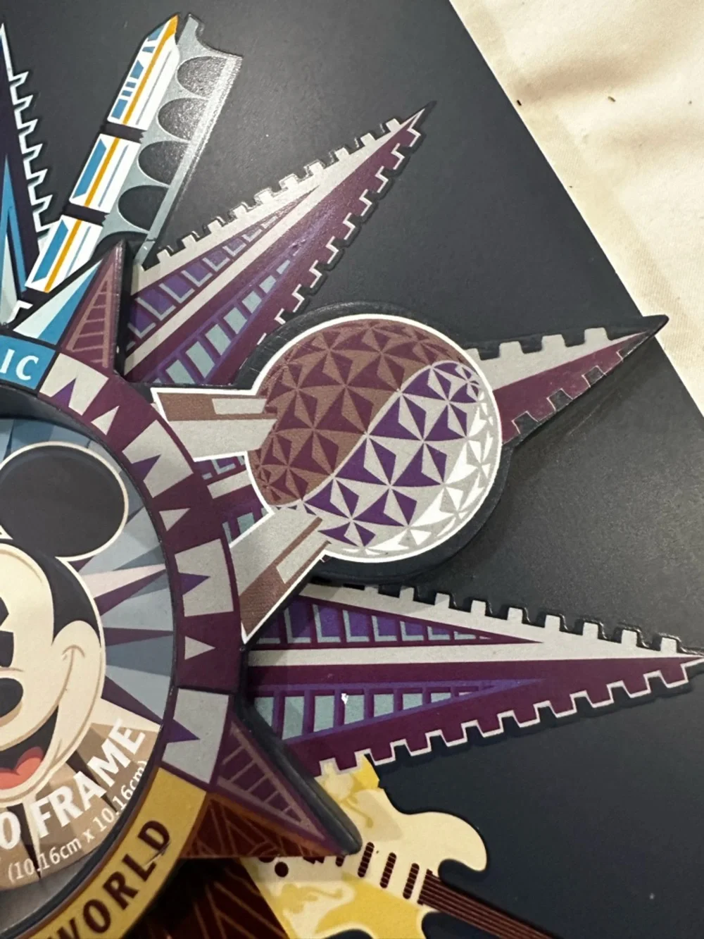 Walt Disney World Mickey 'Discover the Magic' Photo Frame